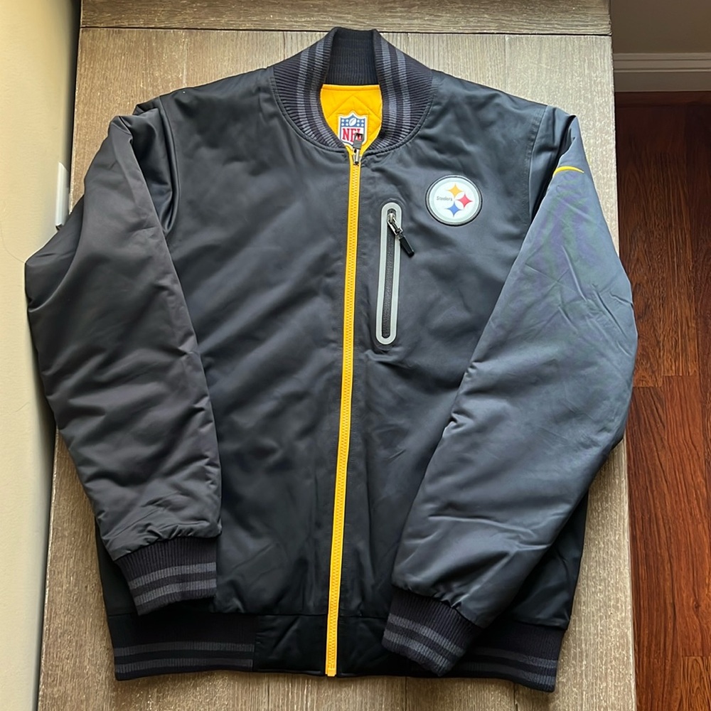 NWOT Men’s Nike On Field Steeler’s Reversible Sideline Coach Bomber Jacket